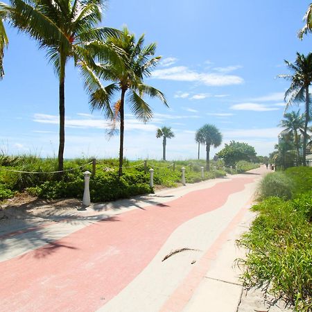 Castle 828 Oceanfront View With Balcony, Pool, Tennis, Beach Access And Free Parking! Miami Beach Bagian luar foto